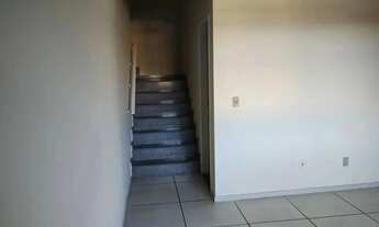 Imagem 2: Imóvel para aluguel com 81 metros quadrados com 2 quartos em Bingen - Petrópolis - RJ