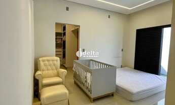 Imagem 5: Casa residencial em condomínio disponível para locação no bairro Grand Ville em Uberlândia