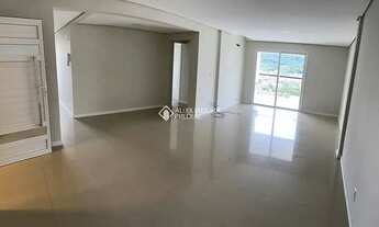 Imagem 2: Osório - Em prédio belíssimo, estilo neoclássico 3 dormitórios