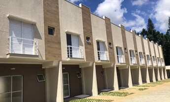 Imagem: Sobrado Novo em Condomínio com 02 Suítes