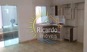 Imagem 5: BALNEÁRIO IPANEMA  Sobrado geminado, localizado a aproximadamente 500 metros do mar, em re