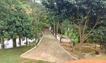 Imagem 6: Sítio em Santa Isabel SP com Lago de Peixe, Piscina, 4 Suítes, Churrasqueira