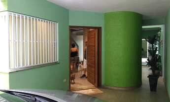 Imagem 5: Sobrado para venda possui 175 metros quadrados com 4 quartos em Jardim Teresa - São Paulo