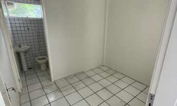 Imagem 6: Apartamento para venda possui 127 metros quadrados com 3 quartos em Ponta Verde - Maceió