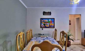 Imagem 4: Apartamento na Praia das Pitangueiras com 2 dormitórios mais 1 suíte de empregada e 1 vaga