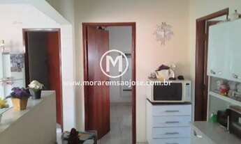 Imagem 4: Casa para Venda em São José dos Campos, Santana, 2 dormitórios, 2 banheiros, 2 vagas