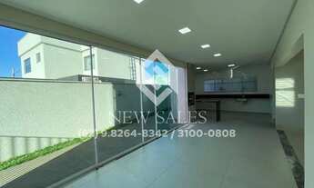 Imagem 3: Excelente sobrado em condomínio fechado em Senador Canedo