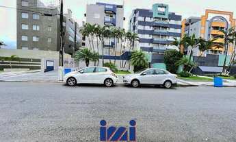 Imagem: Apartamento na praia com piscina