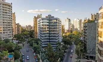 Imagem 6: Apartamento para venda possui 510 metros quadrados com 4 quartos em Auxiliadora - Porto Al