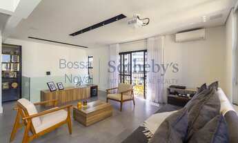 Imagem: Cobertura reformada em localização privilegiada