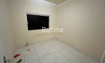 Imagem 7: Casa para aluguel, 3 quartos, 1 suíte, 2 vagas, Alto Umuarama - Uberlândia/MG