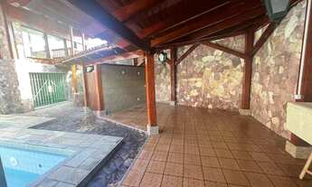 Imagem 3: Casa Aleixo Casa com 4 dormitórios