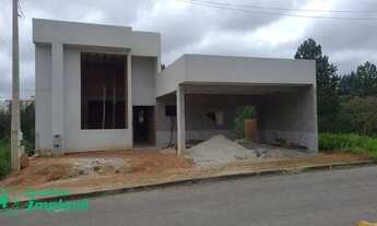 Imagem: Casa a venda no condomínio Chacur em Várzea