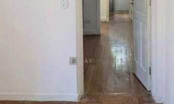 Imagem 7: Sobrado com 5 dormitórios, sala ampla, 3 banheiros, 1 vaga de garagem