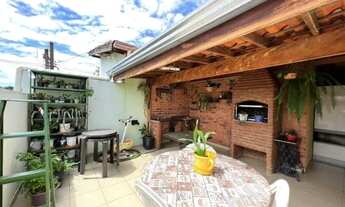 Imagem 5: Sobrado com mais duas casas na região do enxuto supermercado