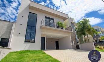 Imagem 1: Casa á venda em Paulínia no Residencial Club Portinari, com 238 metros quadrados com 4 suí