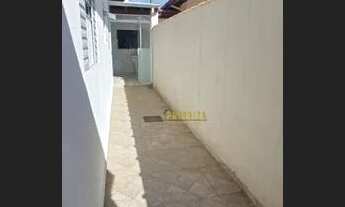 Imagem 7: Linda casa 4 dormitorios sendo duas suites no condominio Parque arvores