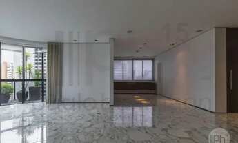 Imagem 6: Prédio requisitado próximo a praça Pereira Coutinho