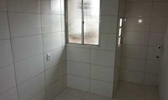 Imagem 2: Alugo apt 1 andar R$ 600,00 com Wi-Fi e água inclusos