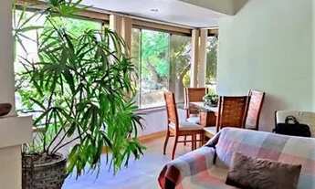 Imagem 7: Apartamento 2 dormitórios semimobiliado, living 2 ambientes com lareira, cozinha e área de