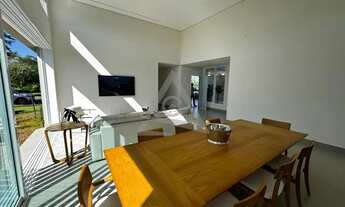 Imagem 2: Casa à venda em Jaguariúna, Residencial Campo Camanducaia, com 3 suítes, com 260 m², Tambo