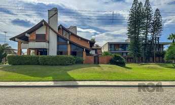 Imagem 7: Icônica Casa para comprar a poucos metros do mar em Atlântida