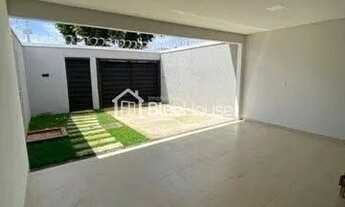 Imagem 2: CASA DE ALTO PADRÃO com 3 Suítes a venda, no Residencial Itaipú em Goiânia/GO