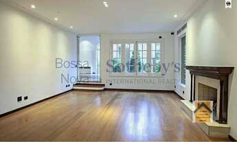 Imagem 5: Casa Alto Padrão para Venda em Jardim Guedala São Paulo-SP