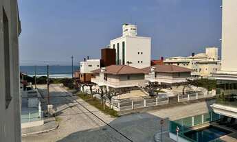 Imagem 3: Canto Norte - Viva a 50 metros da Praia: Apartamento Mobiliado com Vista para o Mar