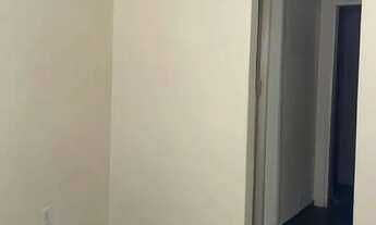 Imagem 3: CASA A POUCOS METROS DA ESTAÇÃO DE METRÔ