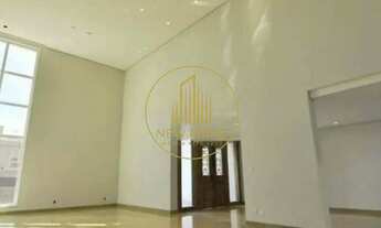 Imagem 6: Casa Alto Padrão | 4 Suítes | Pé-direito Duplo | Área Gourmet com Piscina