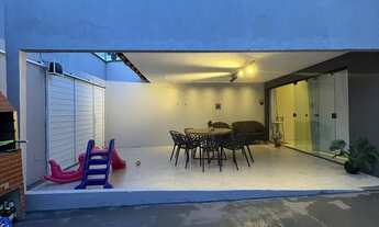 Imagem: Casa à venda em condomínio fechado