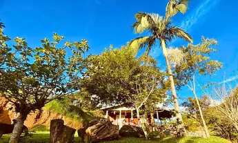 Imagem 2: Sítio de 100.000m² com Vista Panorâmica e Lazer Completo