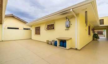 Imagem 5: Casa à Venda no Capão da Imbuia | 4 Quartos, Suíte, Terreno 360 m