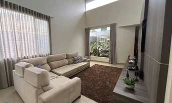 Imagem 2: Casa em Condomínio de Luxo em Indaiatuba-SP: 4 Quartos, 2 Suítes, 214,84m², 2 Salas, 5 Ban