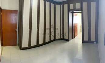 Imagem 5: Oportunidade - Casa Sobrado - Jardim América - Jacareí - 4 Dormitórios - 287m²