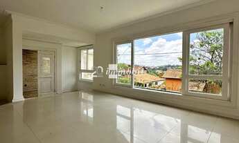 Imagem 3: Casa à venda na Região da Granja Viana, com 4 suítes, com 480 m², Condomínio Fecahado