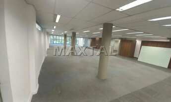 Imagem 4: Prédio comercial na região comercial da Avenida Braz Leme, com 2.300m² de área útil, 4 pis