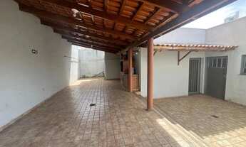 Imagem: Casa para alugar no Osvaldo Rezende em Uberlândia/MG