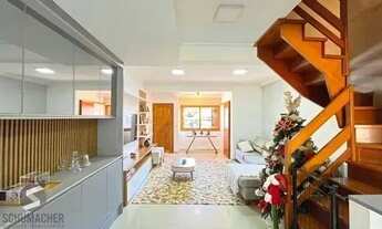 Imagem 7: Casa em Porto Alegre, no bairro Guarujá, com 3 dormitório(s), e 3 banheiros, à v