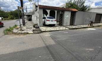 Imagem 4: Casa com piscina para festas e eventos no Santos D