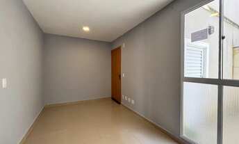 Imagem 2: Apartamento com área externa privativa e vaga para venda