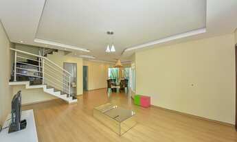 Imagem 4: Excelente casa em condomínio fechado imóvel amplo com jardim e churrasqueira. Região nova