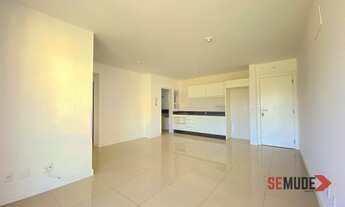 Imagem 3: Apartamento para venda com 71 metros quadrados com 2 quartos em Pantanal - Florianópolis