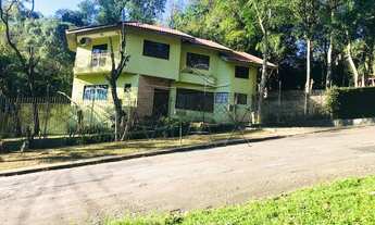 Imagem 2: CASA com 3 dormitórios à venda com 297m² por R$ 1.190.000,00 no bairro Bom Retiro - CURITI