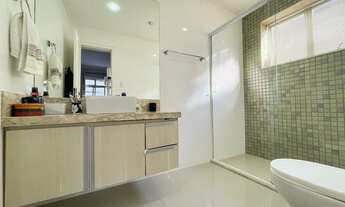 Imagem 7: Cobertura triplex para venda tem 570 metros quadrados com 5 quartos