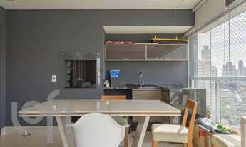 Imagem 2: Belíssimo e com excelente localização tendo varanda gourmet. Está totalmente decorado