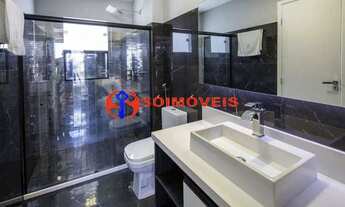 Imagem 4: Cobertura triplex, reformada, a poucos metros da Praia de Copacabana, com 360 m