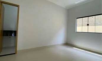 Imagem 2: Casa para venda possui 113 metros quadrados com 3 quartos em Jardim Bom Clima - Anápolis