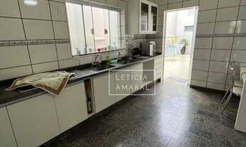 Imagem 5: Casa com 4 dormitórios à venda, 337 m² por R$ 1.250.000,00 - Altaville - Pouso Alegre/MG